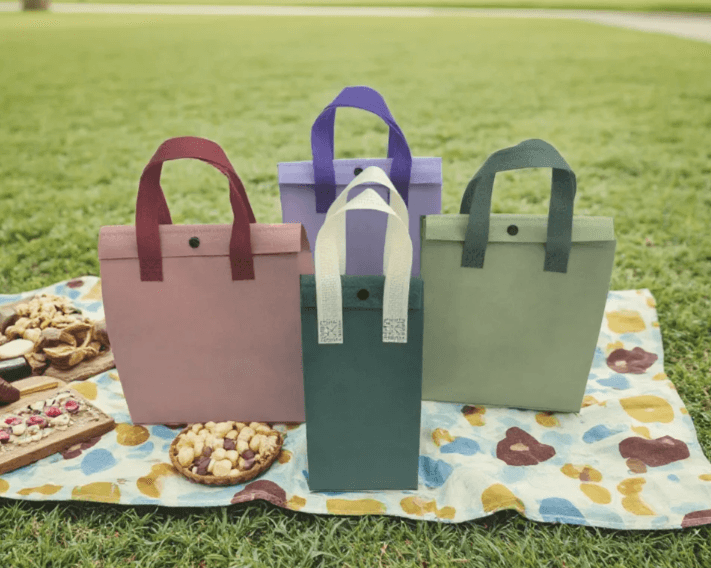 Simple New Fashion Insulated Lunch Cooler Bag Cartoon Patterned Foam Tote