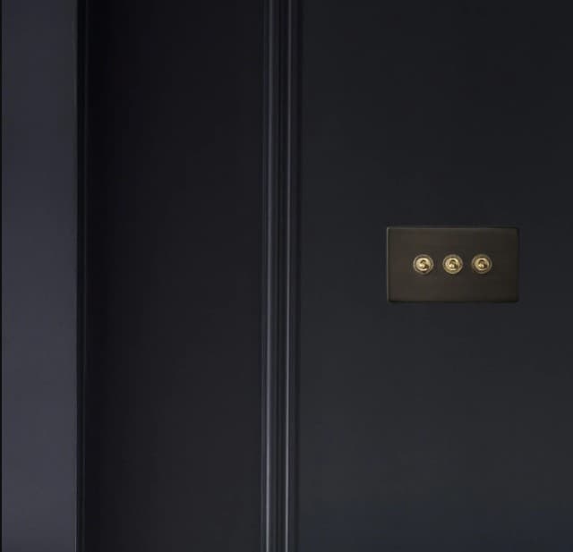 Three Gang 2 way Florence toggle switching bronze