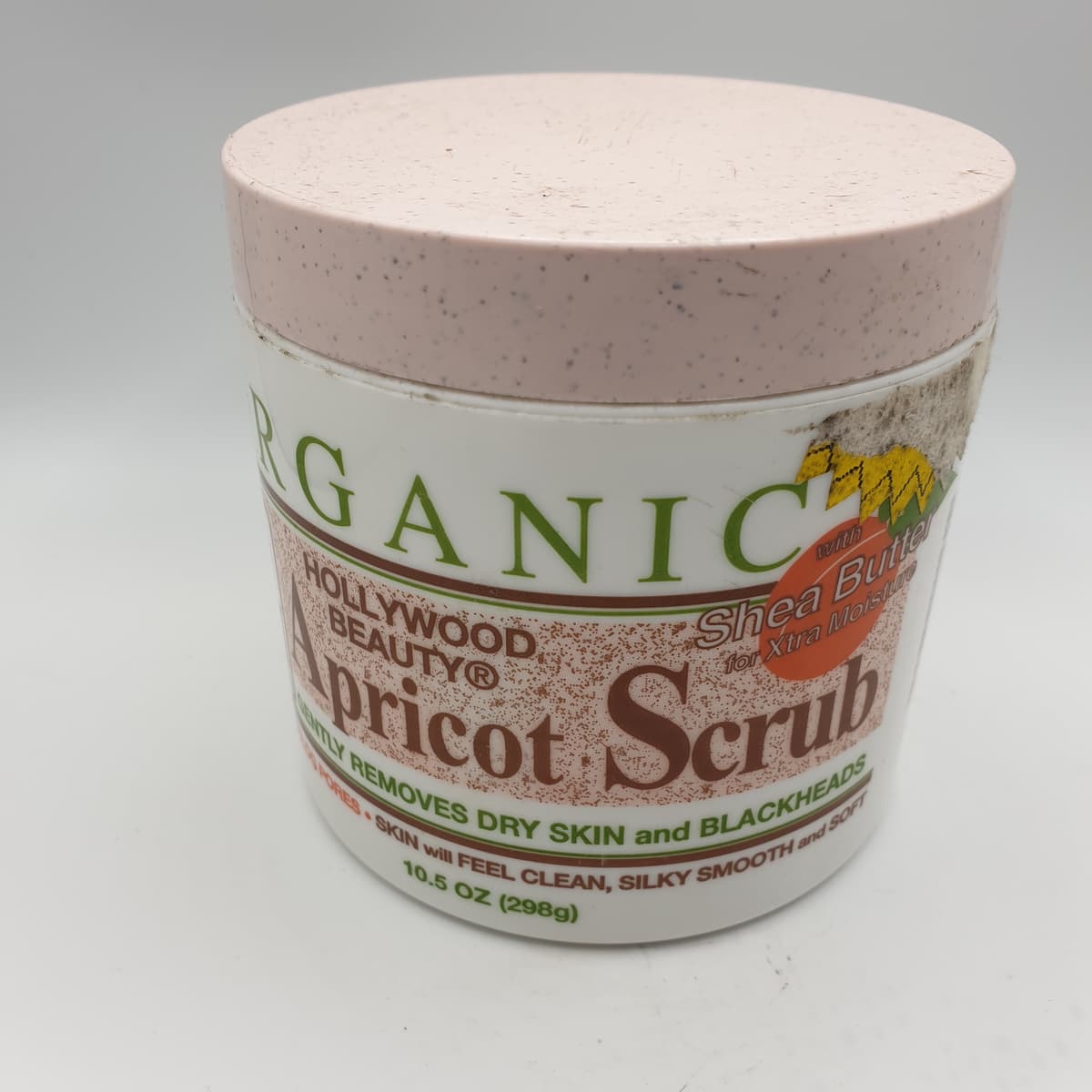 Organic Apricot Scrub with Shea Butter Hollywood Feauty
